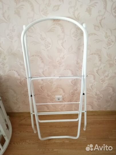 Ванна для купания с подставкой -сушилкой