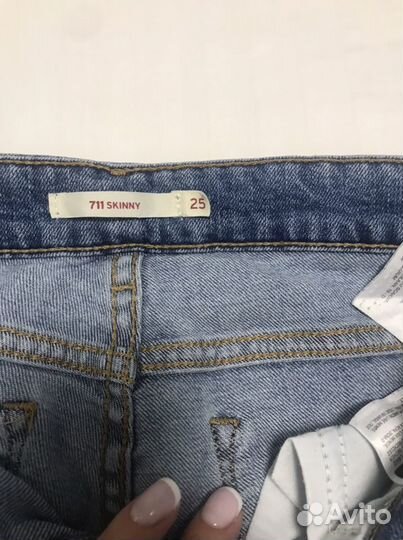 Джинсы levis 711