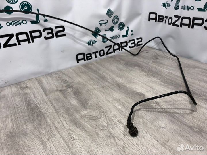 Трубка топливная Renault Megane 3 K4M838 2012