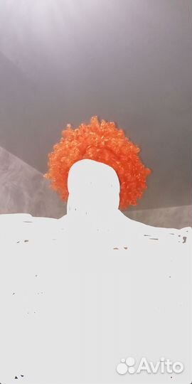 Рыжий парик клоуна