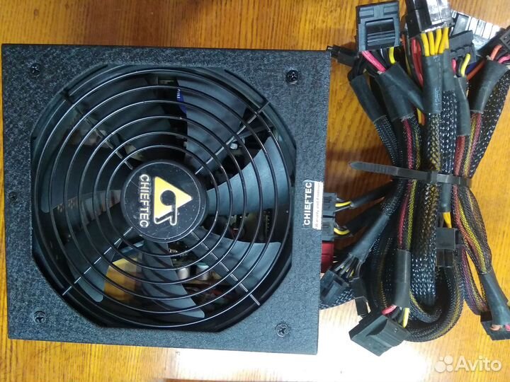 Chieftec power smart 750W GPS-750C