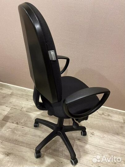 Компьютерное кресло для дома офиса