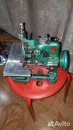 Оверлок для швейной машины