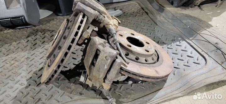 Задние поворотные кулаки Ауди S6c4 S4c4