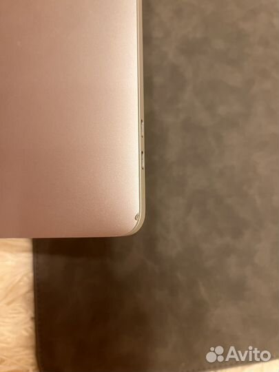 Apple macbook pro 13 2022 m2