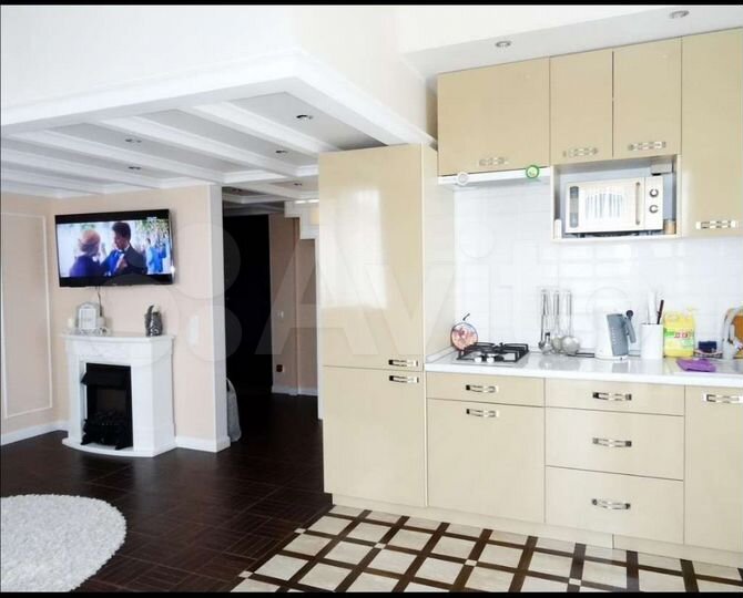 2-к. квартира, 52 м², 4/4 эт.