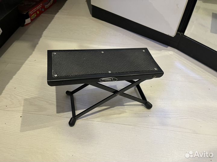 Подставка для ноги гитариста