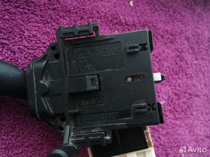 Переключатель поворотов geely