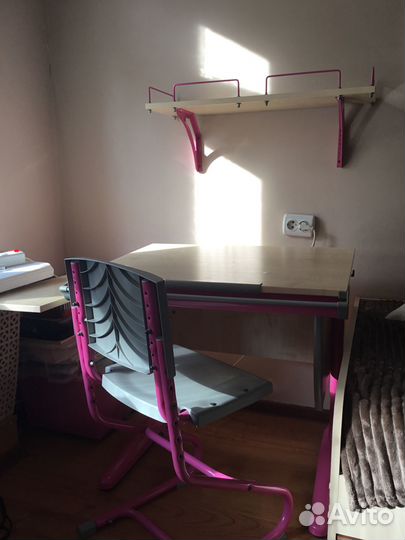 Растущая парта и стул