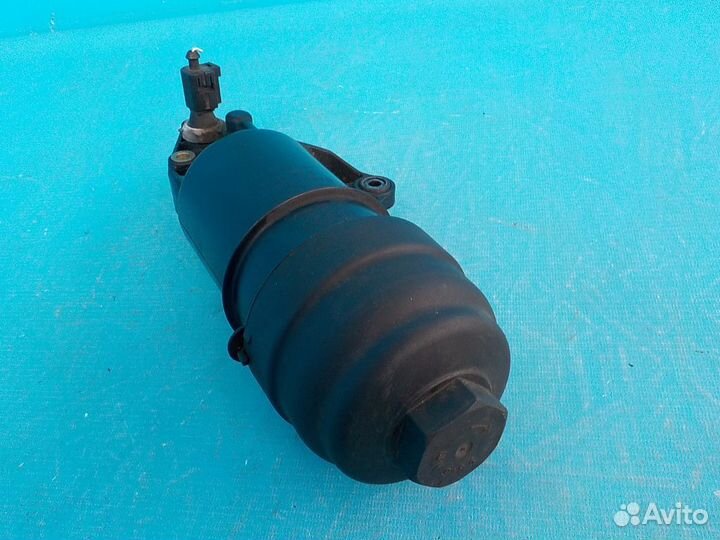 Корпус масляного фильтра volkswagen Passat B6 2005