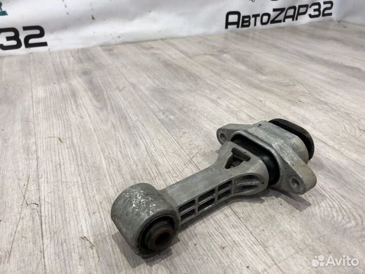 Опора кпп задняя Hyundai Solaris хэтчбек 2013