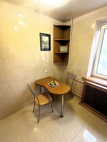 2-к. квартира, 66 м², 2/5 эт.