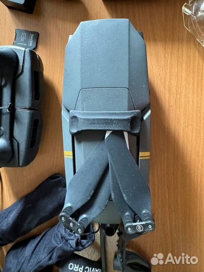 Квадрокоптер DJI Mavic Pro + FLY more combo pack +