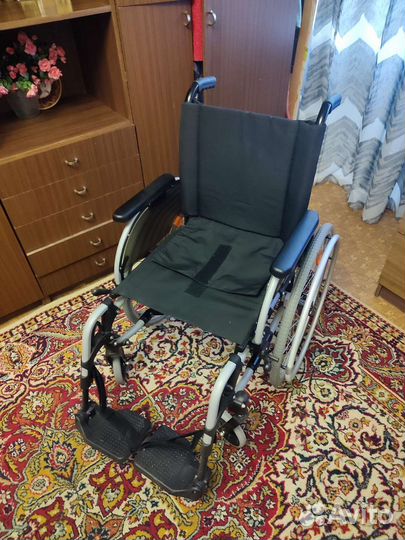 Инвалидная коляска