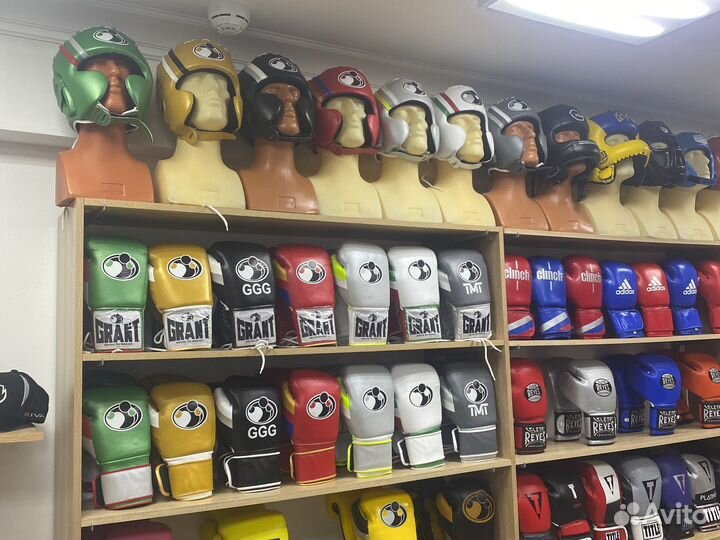 Боксерские перчатки экипировка