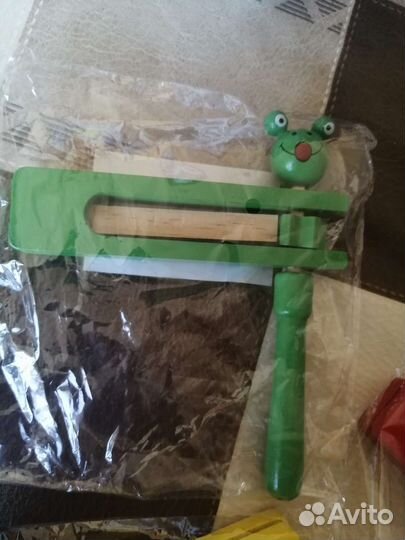 Трещотка трещетка дерево