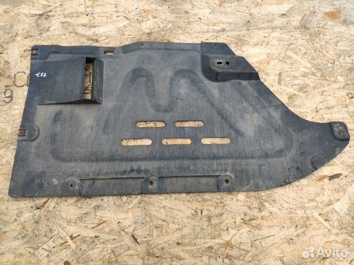 Облицовка днища кузова Bmw 123D E87 N47S 2009