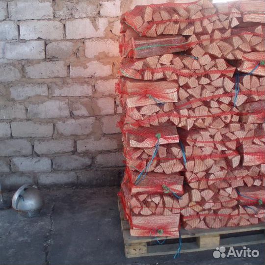 Дрова дубовые в сетках