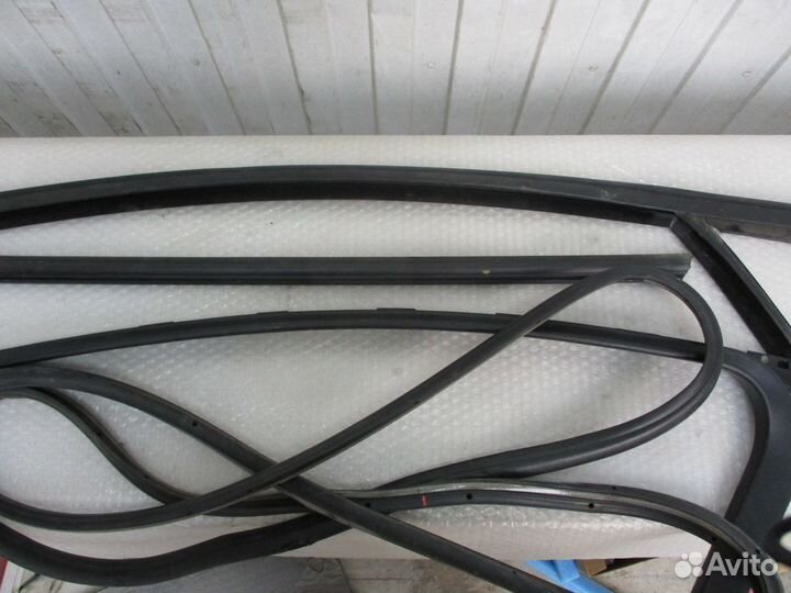 Уплотнение Двери Передней Правой Форд Мондео 4