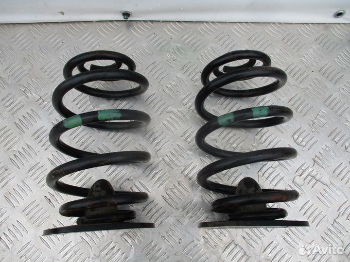 Пружины задние BMW 3 E30 1986г