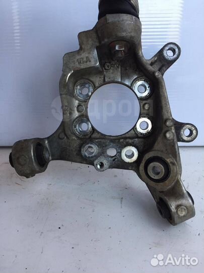 Поворотный кулак задний левый Infiniti Ex Qx50