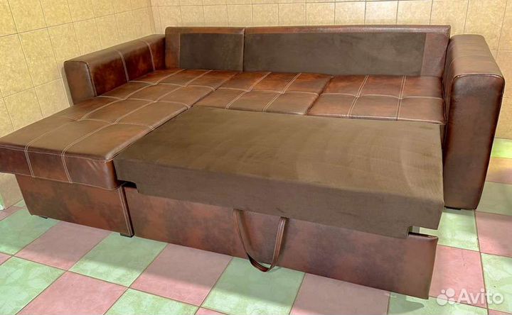 Диван кровать, кожаный, финский