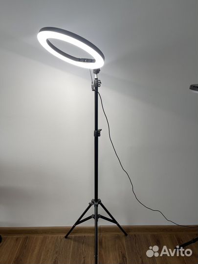 Кольцевая лампа 33 см