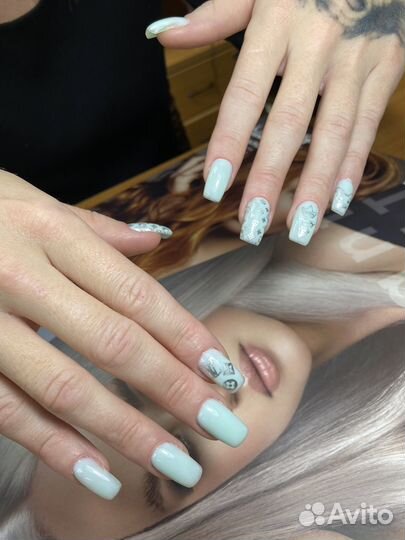 Услуги маникюра и педикюра