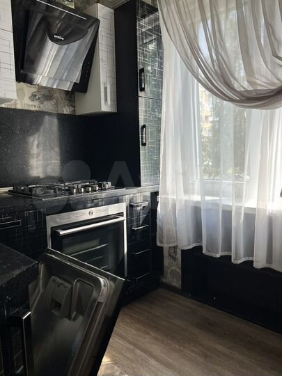 3-к. квартира, 58 м², 2/5 эт.