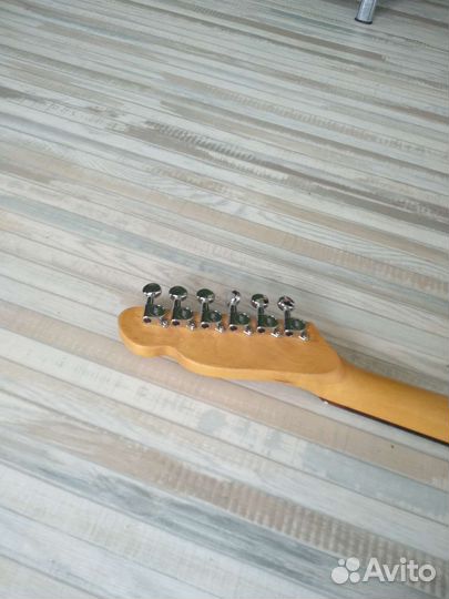 Электрогитара