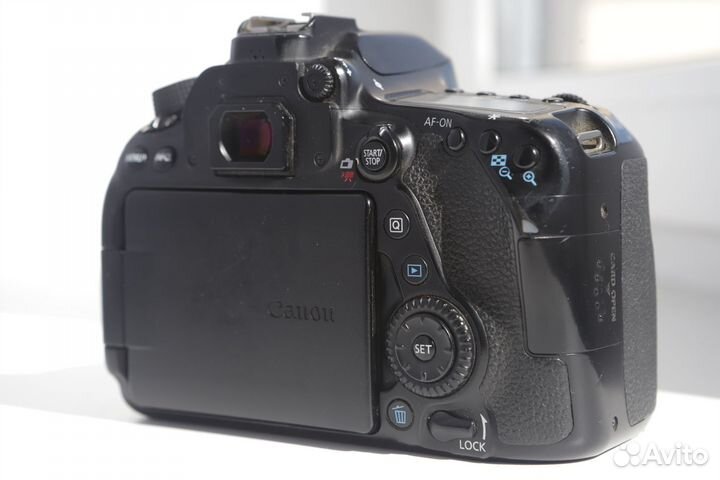 Фотоаппарат Canon 80D