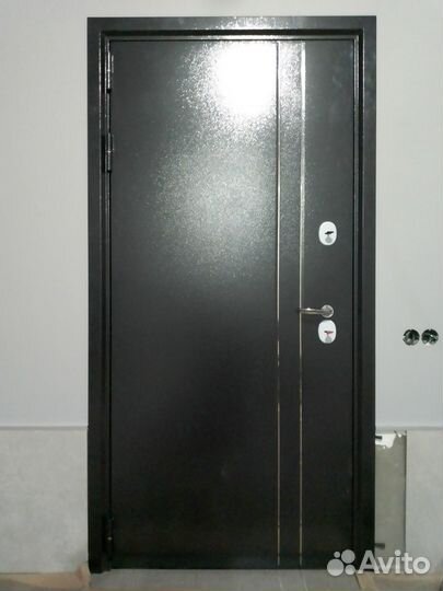 Двери входные металлические, межкомнатные