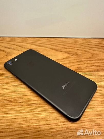 iPhone 7, 128 ГБ