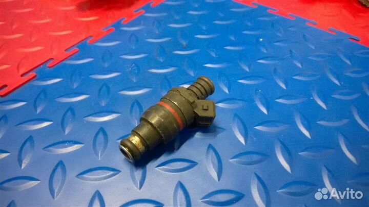 Форсунка топливная бензиновая BMW 5-серия E39
