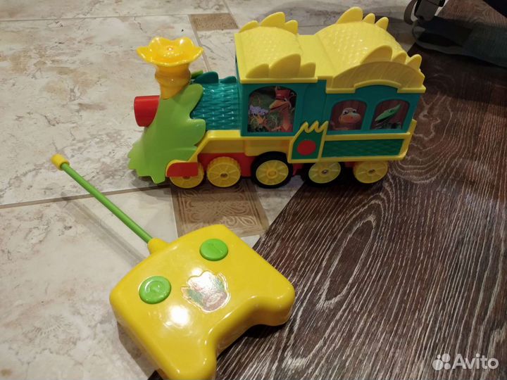 Поезд динозавров на р/у