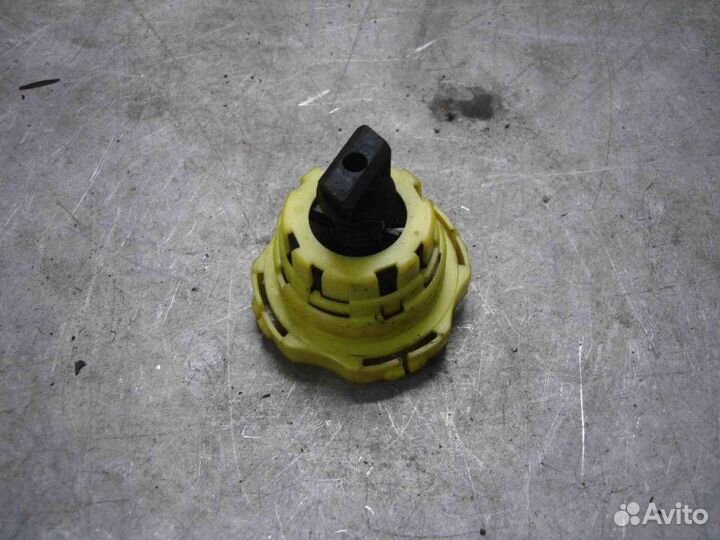 Болт крепления Peugeot 207 2006-2013