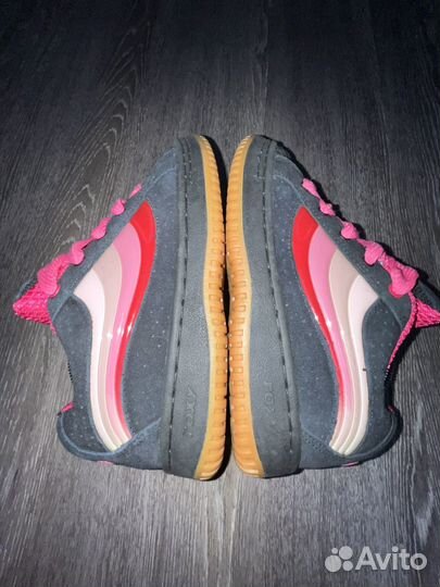 Roxy circa adio fallen etnies dc shoes osiris dvs