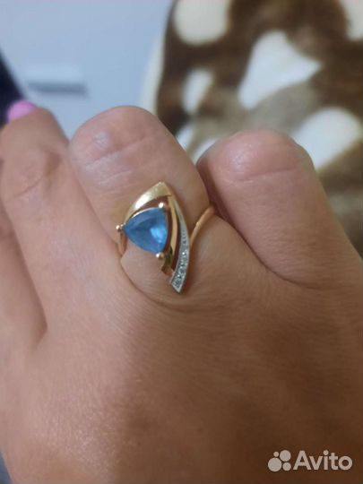 Серьги и кольцо топаз