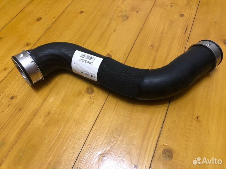 Шланг интеркулера W211 OM646 (2.2 cdi) 2002-2009