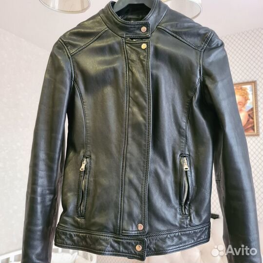 Кожаная куртка massimo dutti