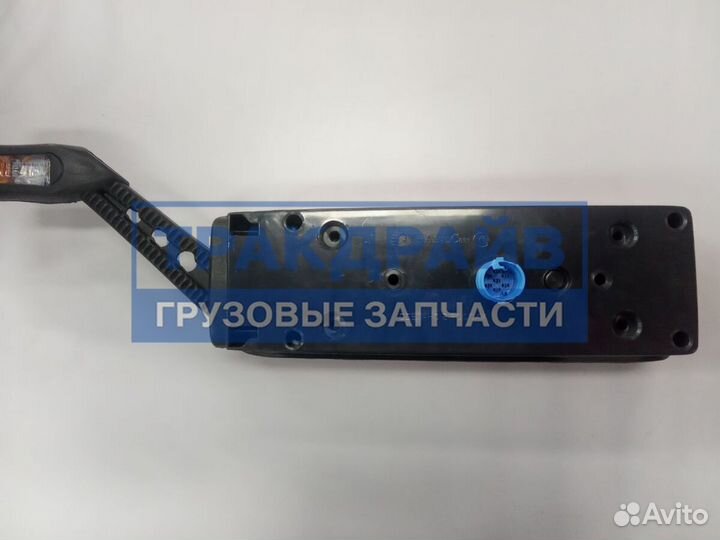 Фонарь Крона с рогом и разъемом EasyConn 1 x 7 правый