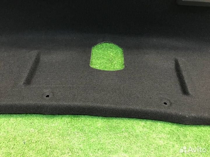 Обшивка крышки багажника Mercedes-Benz E-350 W212