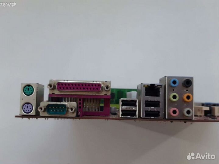 Материнская плата с процессором и памятью