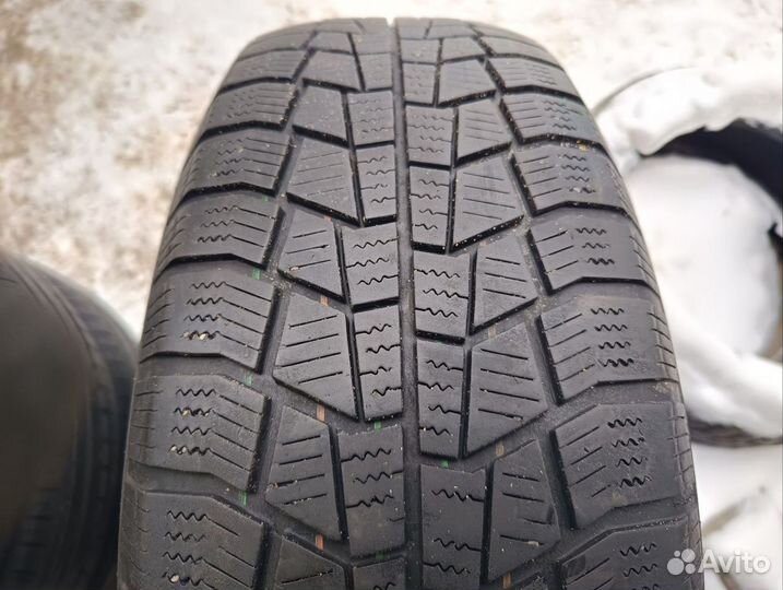 Gislaved Euro Frost 6 215/70 R16