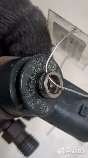 Форсунка топливная BMW 1 E87, 2005