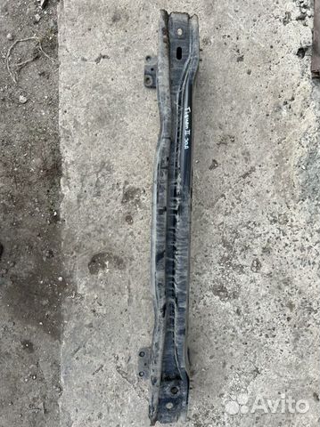 Усилитель заднего бампера Tiguan 2