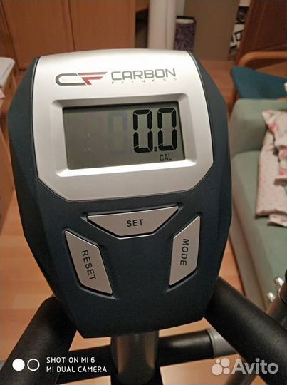 Эллиптический тренажер Carbon E200 эллипс элипсоид