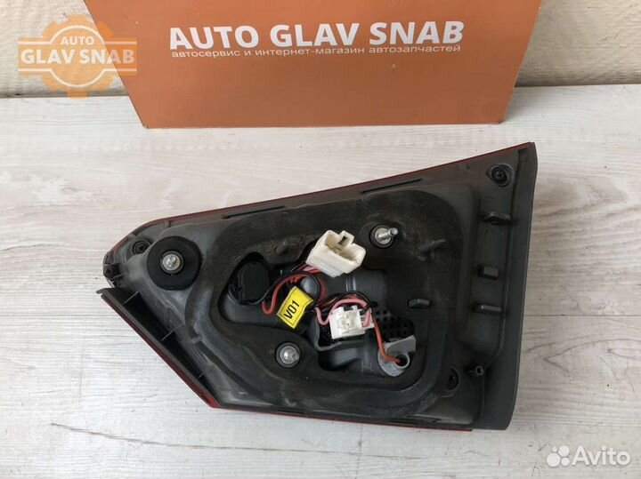 Фонарь в крышку левый Хендай i40