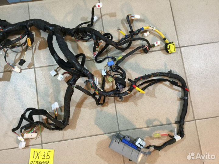 Проводка (коса) в торпедо Hyundai Ix35 2010-2015