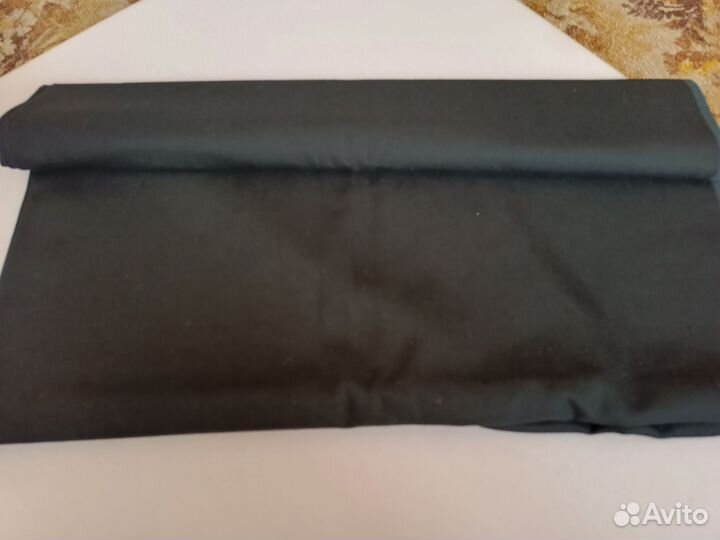 Отрез черной шерсти СССР в диагональ